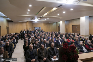 مراسم بزرگداشت مرحوم سیف الله یزدانی مدیر مسئول روزنامه عصر اقتصاد