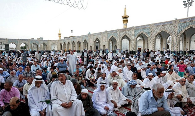 روزانه 10 هزار زائر خارجی در جشنهای دهه کرامت شرکت می کنند