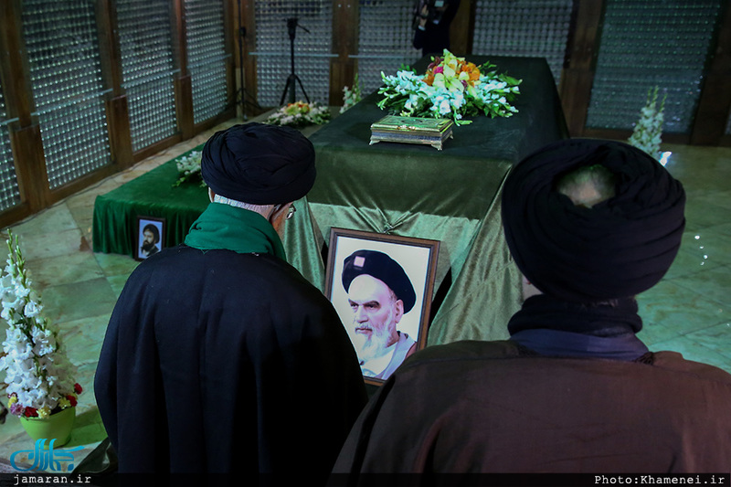 حضور رهبر معظم انقلاب در مرقد مطهر امام راحل و گلزار شهدای بهشت زهرا(س)