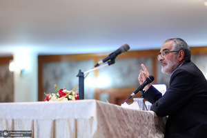 نشست مسئولان و دست اندرکاران مراسم سی و سومین سالگرد بزرگداشت امام خمینی (س)