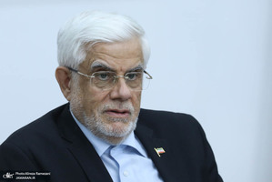 جلسه شورای جهاد دانشگاهی با حضور محمدرضا عارف