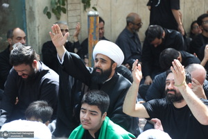 دسته عزاداری شهادت امام عسکری (ع) با حضور آیت‌الله العظمی وحید خراسانی
