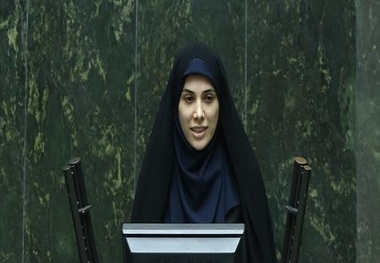 فاطمه حسینی: ترکیب وزرای پیشنهادی دولت دوازدهم بیانگر مطالبات مردم نیست