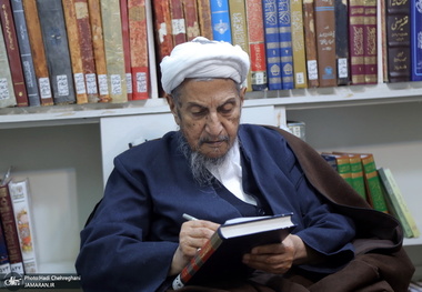 پاسخ آیت الله صانعی به پرسشی در خصوص استفاده از ماسک در دوران کرونا