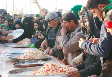 زائران امام رضا(ع) در 15 موکب شیروان پذیرایی می شوند