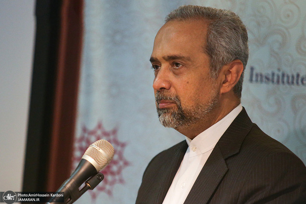 نهاوندیان: واقعیتها را بپذیریم و در مفروضات ایدئولوژیکمان تردید کنیم / با برخوردهای ایدئولوژیک نمی شود منافع ملی را تامین کرد