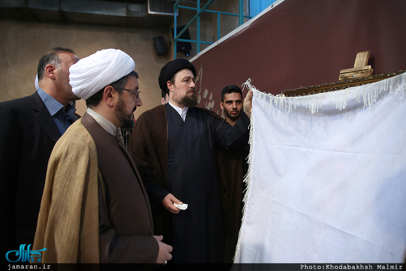 بازدید سید حسن خمینی از کارگاه هنری "یار و یادگار" در حسینیه جماران