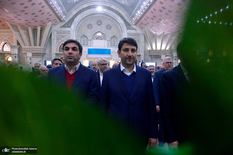 تجدید میثاق وزیر ارتباطات و فناوری اطلاعات و جمعی از معاونین با آرمان های حضرت امام خمینی (س)