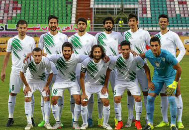 ذوب‌آهن برد و در کورس ماند
