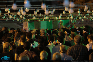 وداع با پیکر مطهر شهید امیر‌سعید قاسمی در امامزاده صالح(ع) فرحزاد 