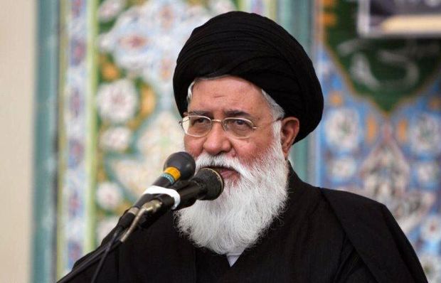 امام جمعه مشهد: هزینه نامزدهای انتخابات باید شفاف باشد