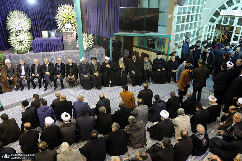 مراسم بزرگداشت آیت الله موسوی بجنوردی (ره) در حسینیه جماران - 1