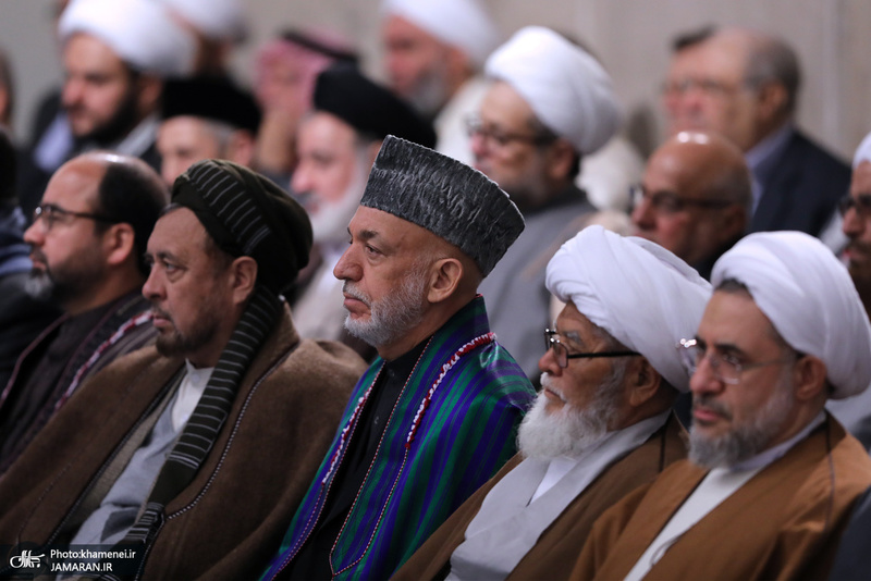 دیدار مسئولان نظام و میهمانان کنفرانس وحدت اسلامى‌ با رهبر معظم انقلاب