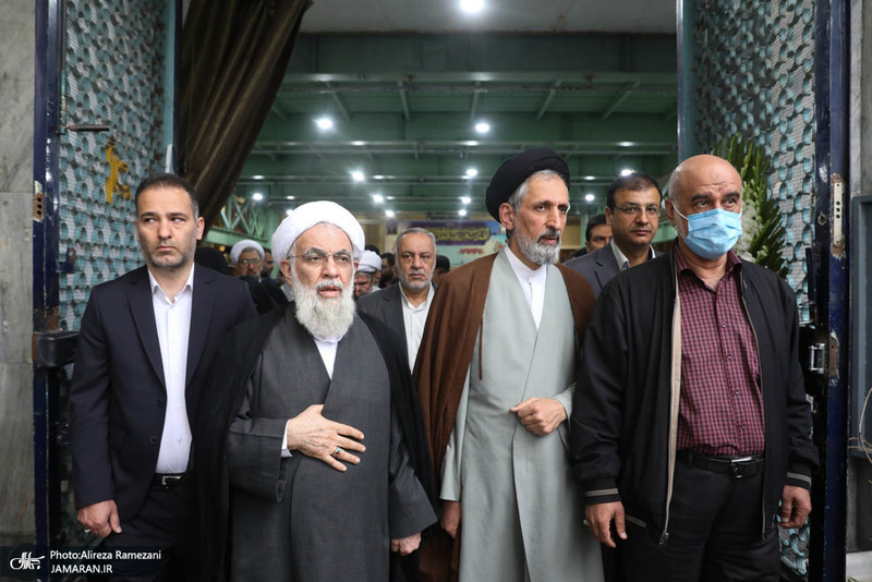 مراسم تشییع مرحوم حجت الاسلام و المسلمین حسینعلی نیری