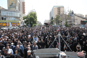 تشییع باشکوه پیکر رئیس جمهوری و یارانش در تهران- 6