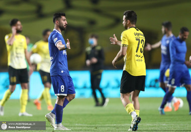 اقدام جالب هافبک سپاهان در رختکن پرسپولیس 