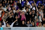 عکس و ویدیو| اولین حضور زنان در استادیوم فوتبال خارج از تهران