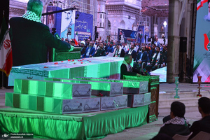 اجتماع بزرگ کارگران به مناسبت سالگرد شهادت حاج قاسم سلیمانی در حرم امام خمینی (س)