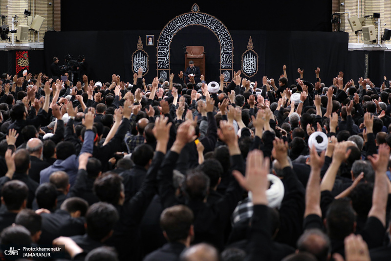 آخرین شب مراسم عزاداری حضرت اباعبدالله الحسین (ع) در حسینیه امام خمینی