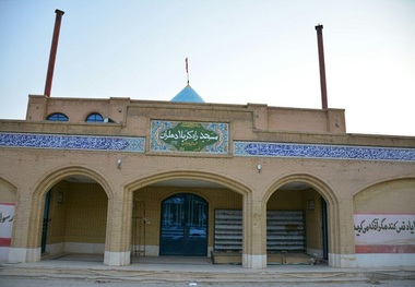 مسجد راه کربلا شهر دهلران بهسازی می شود