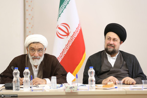 آیین رونمایی  از فصلنامه گواه در مرکز اسناد انقلاب اسلامی