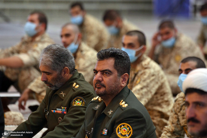 محفل انس با قرآن پرسنل وظیفه مرکز آموزش شهید اسدی دژبان کل ارتش در حرم امام خمینی (س)