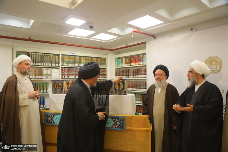 مراسم رونمایی از موسوعه ۶۰ جلدی دانشنامه قرآنی اهل‌بیت (ع) در قم‎