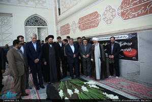 تجدید میثاق شهردار تهران و اعضای شورای شهر با آرمان های امام(س)-2 