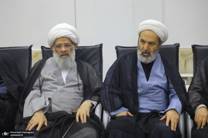سفر رئیس جمهوری به قم و دیدار با مراجع و علما -3