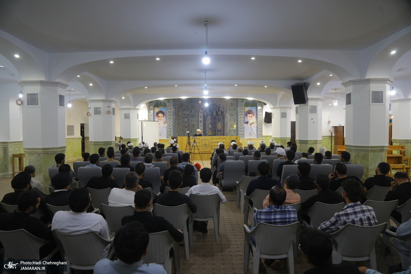 نشست «قرآن و عترت، محور اتحاد مسلمانان در اندیشه امام خمینی(س)» به زبان اردو