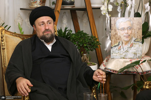 حضور سیدحسن خمینی در منزل شهید باقری