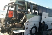  26 مصدوم در تصادف اتوبوس و کامیون در جاده ساوه - همدان