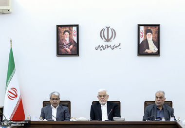 عارف: توسعه مکران، از اولویت‌ها و راهبردهای کلان دولت چهاردهم است/ سواحل شمال و جنوب کشور به صورت متوازن و پایدار توسعه یابد/ راهبرد جمهوری اسلامی ایران توسعه همراه با حفاظت از محیط زیست است