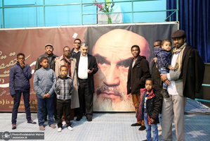بازدید جمعی از طلاب دانشجو کشور سودان از بیت امام خمینی در ایام دهه فجر