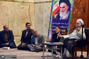 تجدید میثاق مدیران و کارکنان سازمان نهضت سواد آموزی با آرمان های حضرت امام(س)