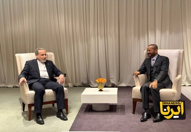 وزیر خارجه عمان با عراقچی دیدار کرد