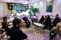 قالیباف در منزل شهید شادمانی (8)
