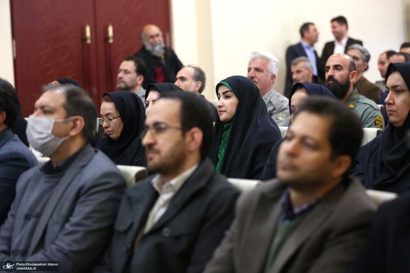 دیدار رئیس و جمعی از کارکنان سازمان حفاظت محیط زیست با سید حسن خمینی