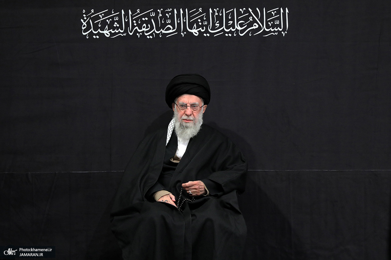 اولین شب مراسم عزاداری حضرت فاطمه‌زهرا (س) در حسینیه امام خمینی