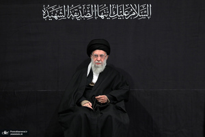 اولین شب مراسم عزاداری حضرت فاطمه‌زهرا (س) در حسینیه امام خمینی