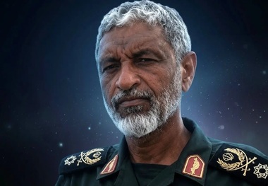  سردار عظمایی: آمریکا به قاچاقچی سوخت تبدیل شده است / تلاش برای عبور چند نفتکش از تنگه هرمز / استقرار جنگنده‌های اف‌۳۵ و اف‌۱۶ در ارتفاع بالا