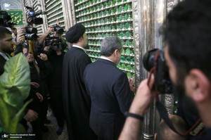 مراسم تجدیدمیثاق وزیر و معاونان وزارت امور خارجه با آرمان‌های امام خمینی