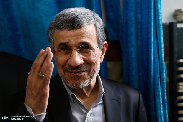 احمدی‌نژاد در جلسه مجمع تشخیص حضور داشته است + جزییات