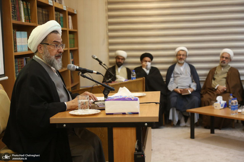 مراسم بزرگداشت چهل و چهارمین سالگرد بازگشت امام خمینی (س) به قم