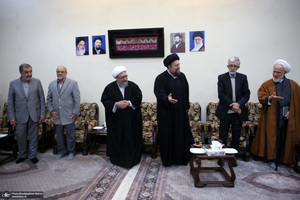 حاشیه تجدید میثاق رییس و اعضای مجمع تشخیص مصلحت نظام با آرمان‌های امام خمینی