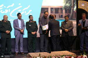 مراسم تجلیل از ورزشکارانشهرستان خمین