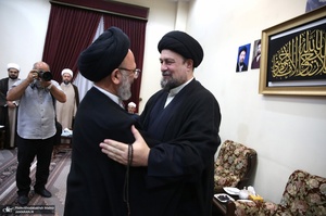 حاشیه های ادای احترام مهمانان خارجی چهلمین کنفرانس وحدت اسلامی به مقام شامخ حضرت امام خمینی (س)