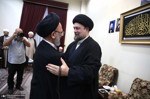 حاشیه های ادای احترام مهمانان خارجی چهلمین کنفرانس وحدت اسلامی به مقام شامخ حضرت امام خمینی (س)