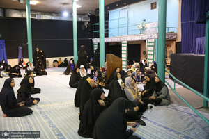 بازدید برگزیدگان پویش کتاب خوانی هیس طوری در تهران از بیت امام خمینی (س) در جماران