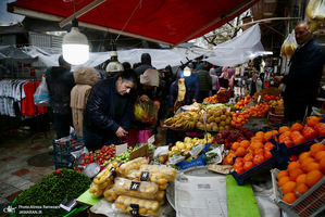 ساعات پايانی سال ۱۴۰۴ در میدان تجریش